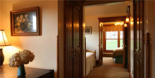 Bed and breakfast Breezy Hill 3*